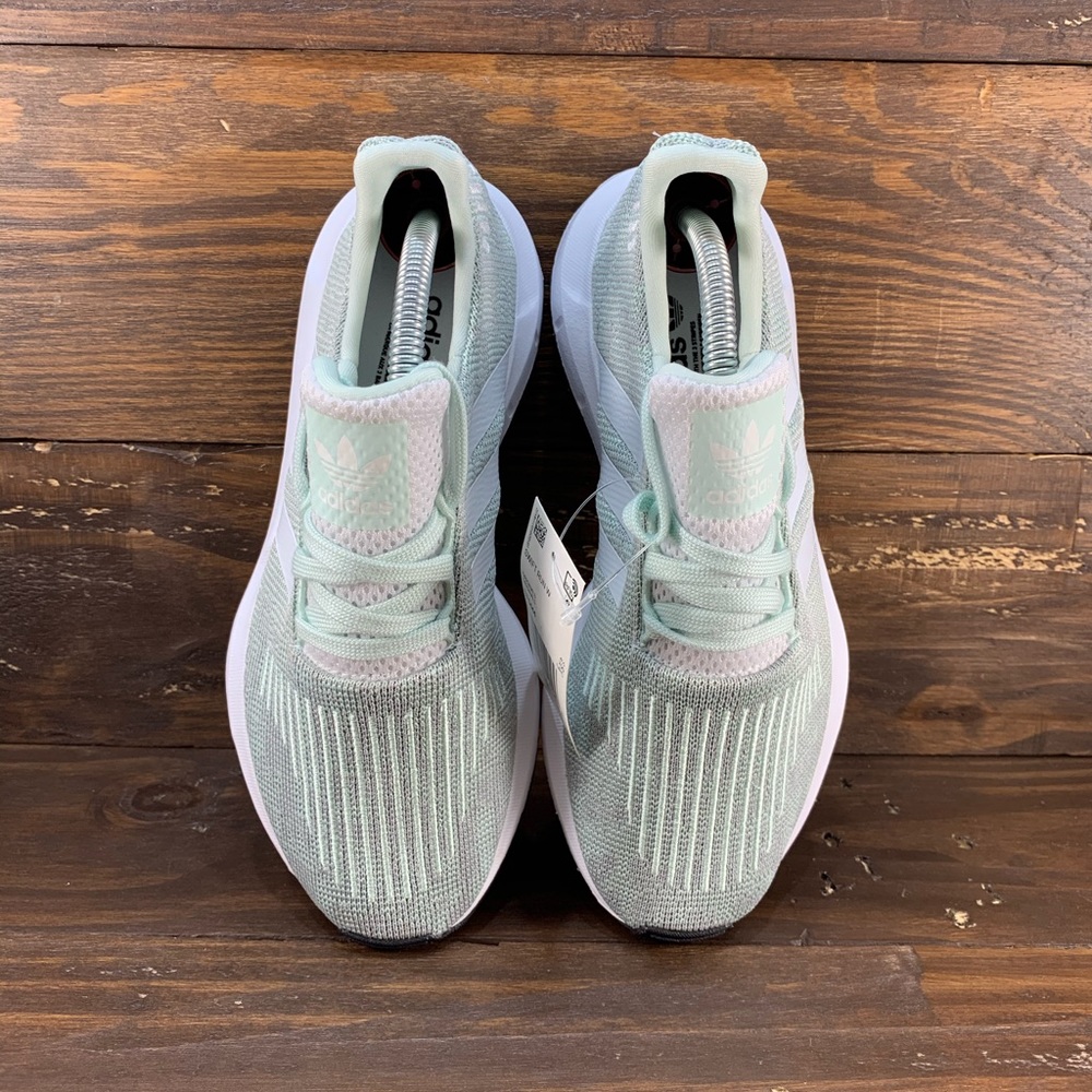 ADIDAS SWIFT RUN WOMENS SHOES - Picture 5 of 10